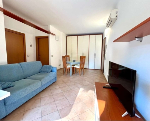 imm_10293-20251004143048-1280