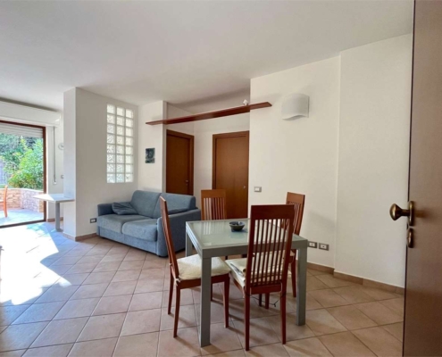 imm_10296-20251004142606-1280