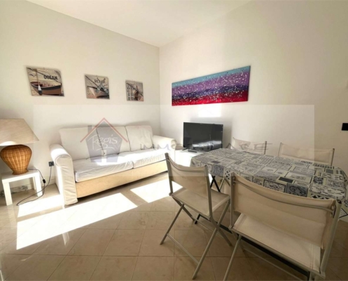 imm_10402-20251030174806-1280